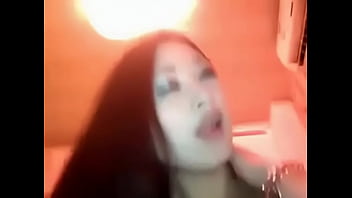 Gadis Tiongkok Yang Genit Dan Menggoda