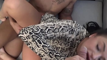 المساعدة الشقراء تتعامل مع الزب الأسود – سكس – أفلام جنس مترجمة، أفلام سكس نيك مترجمة، سكس عربي