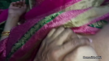 Bhabhi India Yang Panas Dan Menggairahkan Digerogoti Dengan Nafsu Liar.