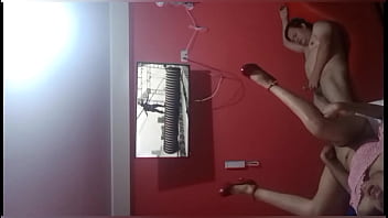 Kakak Tiriku Menangkapku Di Kamar Ayah, Dia Menyuruhku Menelan Kontolnya Dan Menghajar Keras, Oh Enak Sekali, Genjot Aku Aku Adalah Pelacurmu, Adik Tiriku