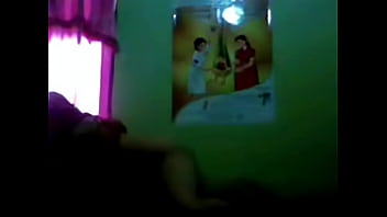 Nona Berkerudung Yang Menggoda