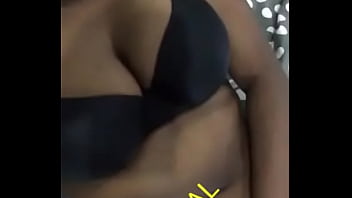 Gadis Seksi Dari Desa