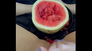Melon Manis Memperbanyak Orgasme Perempuan – Video Panjang Arab 2025 – Amatir Saudi Terbaik – Putri Salju Arab Gila Masturbasi – Fetish Makanan Ekstrem – Buah Di Memek Remaja Ketat – Cewek Los Angeles Usa