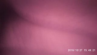Menggoyangkan Pantat Dengan Liar Saat Merangkak