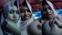 Gadis Lulusan Smk 45 Dewi Jakarta Berumur 14 Tahun Yang Menggoda