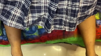 Bhabhi India Yang Panas Menggoda Tukang Jahit Master Darji, Adegan Mesra Mereka Terekam Video Mms Viral Dengan Suara Erotis Bahasa Hindi