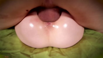 Pov: Anak Tiri Mungilku Terima Suntikan Sperma Panas Ayah Tirinya Berkali-kali