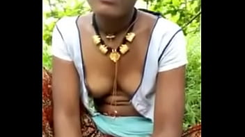 Gairah Liar Di Alam Terbuka Dengan Kekasih Desi