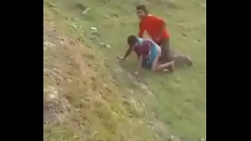 खुली हवा में जंगली चुदाई