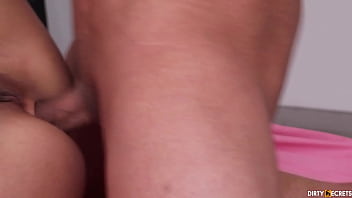 Aku Dan Anak Tiriku Bergantian Dihisap Dan Ditusuk Ayah Tiriku