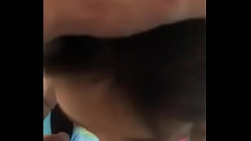 Gadis Tiongkok Seksi Memberikan Blowjob Manis Yang Menggoda