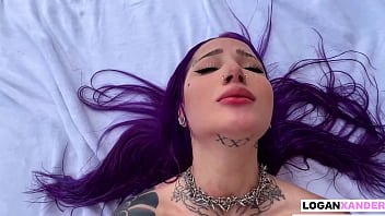 Valerica Steele, Si Adik Tiri Bergambar Tato, Menggila Dan Muncrat Untuk Kakak Tirinya – Logan Xander