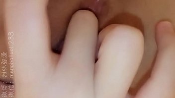 Ulasan Sensual: Kisah Panas Di Balik Tirai Bambu
