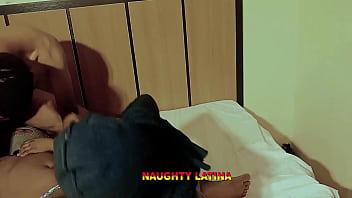 Ibu Tiri Berdarah Afrika Yang Candu Seks Tawarkan Tubuhnya Sebagai Hadiah Natal – Tiga Orang Beraksi Dengan Penuh Gairah