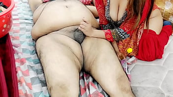 Membantu Adik Tiri Mencuci Pakaian Dengan Imbalan Seks Anal Dan Suara Mesra Hindi