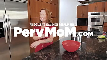 Kakak Tiri Mesum Rayu Adik Tiri Cantik Dengan Pijatan Untuk Meraba Tubuh Seksinya