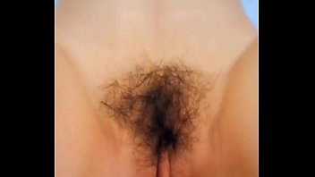 Gadis Tionghoa Menggoda Dirinya Sendiri