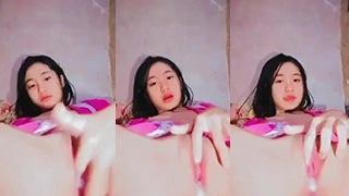 Mekiku Yang Merah Muda Meski Masih Di Usia Smp
