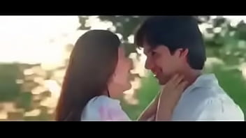 Gadis India Yang Menggoda