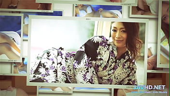 Gadis Jepang Dengan Semak Belukar Lebat 21