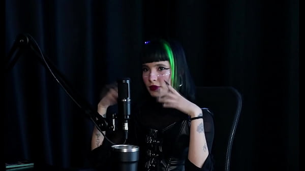 Dihujat Karena Bisnis Bokep, Dipanggil Ke Ruang Kepala Sekolah Gara-gara Video Mesumnya Bocor, Dan Keperawanannya Hilang Di Ranjang Ibunya Sendiri – Kisah Panas Carol Rhcp (sheer/red)