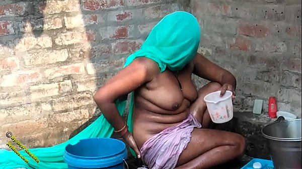 Video Mandi Seksi Radhika Desa India Dalam Bahasa Hindi