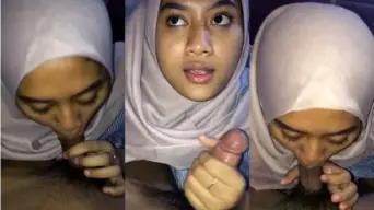 Jilbab Mengisap Kontol Hingga Pangkal