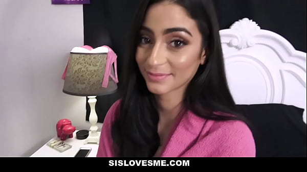 Gadis Tiri Remaja (jasmine Vega) Dibayar Untuk Menghisap Kontolku