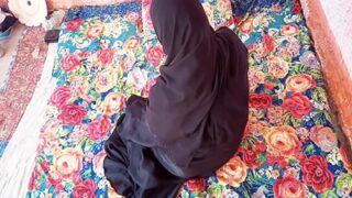 Kakak Pakistan Mengisap Kontol Abangnya Sampai Basah