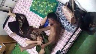 Skandal Seks Mata-mata: Mahasiswa Dan Ibu Rumah Tangga Desi Yang Menggoda