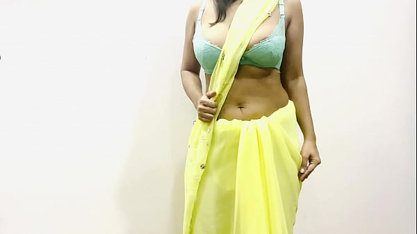 Trailer – Bhabhi India Montok Menggoda Dengan Saree Kuning Yang Membuat Nafsu Membara