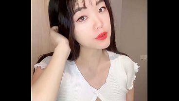 Macy試身間新春首波魅惑 黑旗袍下的情慾解放 粵語av自主感官盛宴