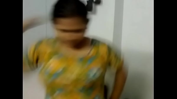 Gadis Desi Seksi Usai Mandi Basah