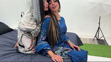Menggila Bertiga Dengan Dua Arab Montok Berpayudara Besar Dan Memek Ketat – Aaliyah Yasin Dan Jade Presley
