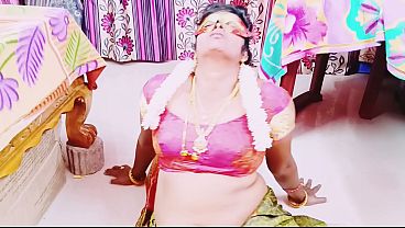 Desi Bhabi Bohot Masti Kar Rahi Hai, Swamiji Ke Saath Chudai Karte Hue Apne Pati Ko Dhoka De Rahi Hai. Telugu Mein Gandi Baatein.