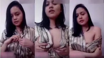 Syafa Si Dedek Toge, Kelakuan Imut Tapi Bikin Makin Pengen Lihat Bagian Bawahnya Yang Bikin Ngiler.