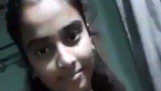 Video Mesum Pertama Kali Cewek India Sendirian