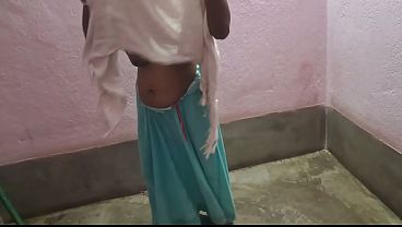 Desi Cewek Super Seksi Baru, Jilat Kontol Panjang Sampai Basah