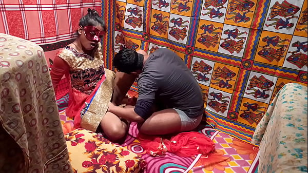 Nafsu Membara Di Ranjang: Gairah Tak Terkendali Pasangan India