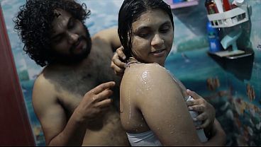 Cewek India Mandi Air Panas, Adik Tiri Ngewe Panas