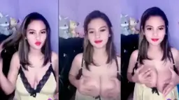 Kakak Nadia Remes-remes Tetek Tobrut Coklat Sampe Muncrat.