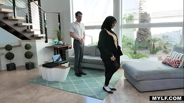 Arab Wanita Tua Haus Kontol Muda- Kylie Kingston