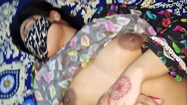 Ibu Tiriku Ngajarin Aku Soal Seks, Ngomong Kotor Pake Bahasa Hindi, Erangan Liar, Ngewe Panas.