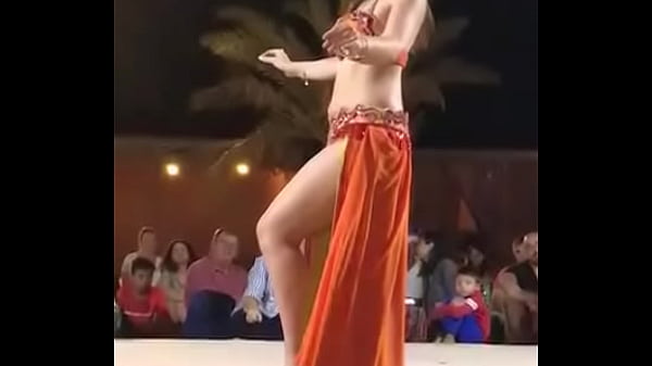 Tarian Desi Bikin Meleleh, Gerakan Goyang Bikin Nafsu