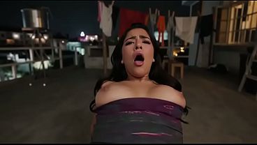 Mimpiin Cewek India Desi, Bibir Merekah, Tubuh Menggoda, Bikin Nafsu Naik.