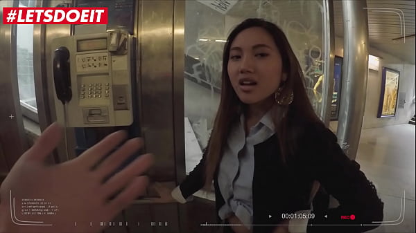 Ngentot Bareng Cewek Thailand, Charlie Dean, Turis Abg Asia Ngerasain Kontol Gede Di Luar Negeri, Pov Panas Banget.