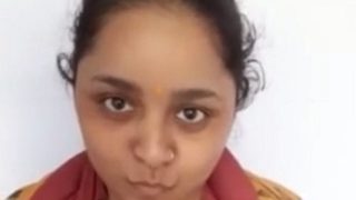 Desi Goyang-goyang Tetek Sambil Selfie Video Panas