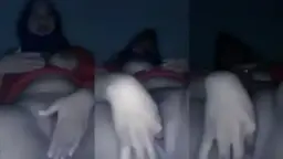 Remaja Jilboobs Sange Colmek Demi Pacar, Nafsu Menggebu Di Setiap Sentuhan.
