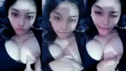 Vcs Laras Pap Uting Sambil Melet Manjah, Bikin Makin Greng Dan Basah.