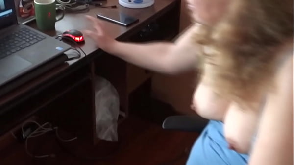 Istri Latinku, Ibu Mapan Seksi, Ngehorny Sambil Nonton Bokep, Crot Terus Minta Kontol.